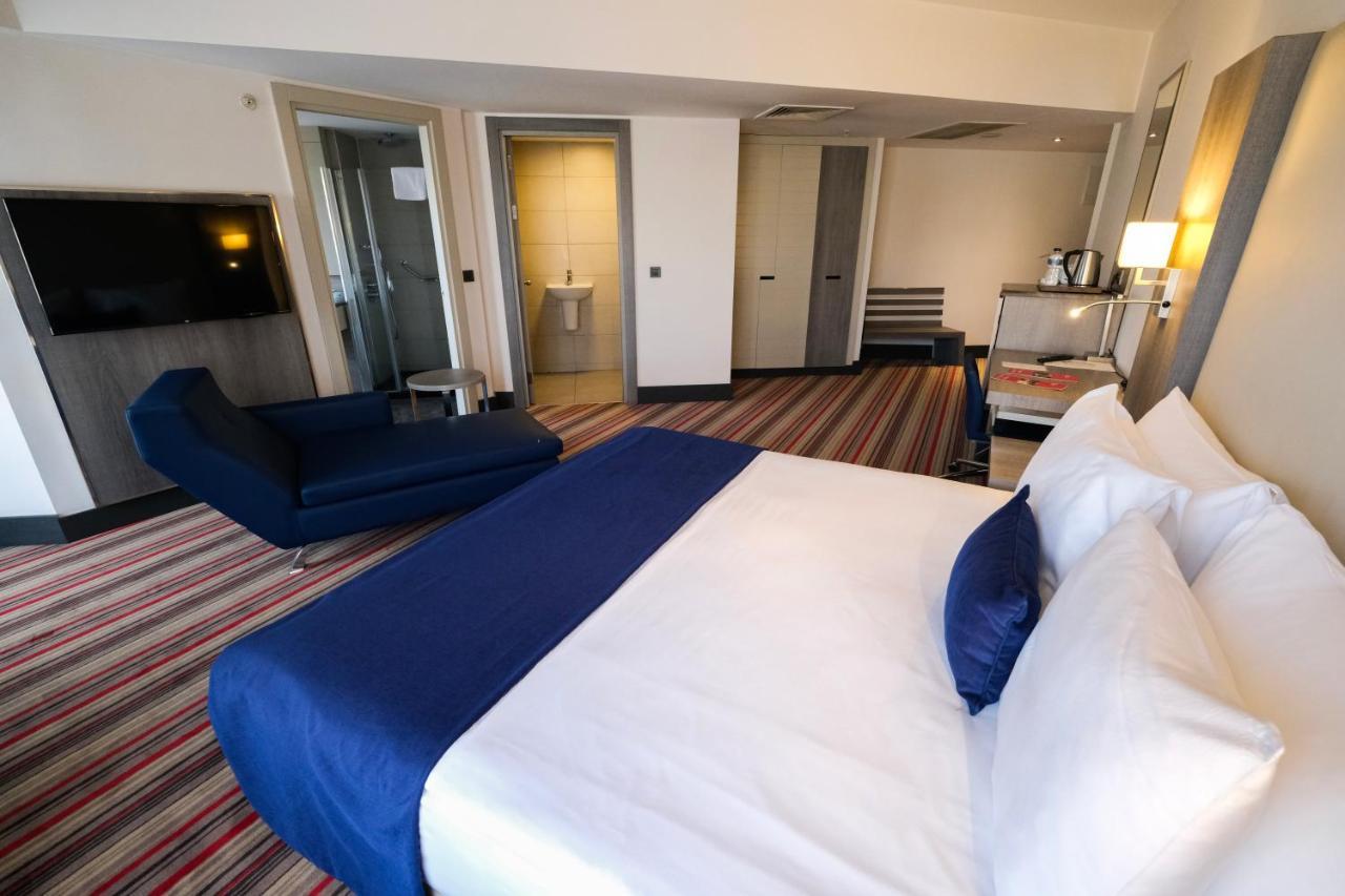 Ramada Plaza By Wyndham 4*