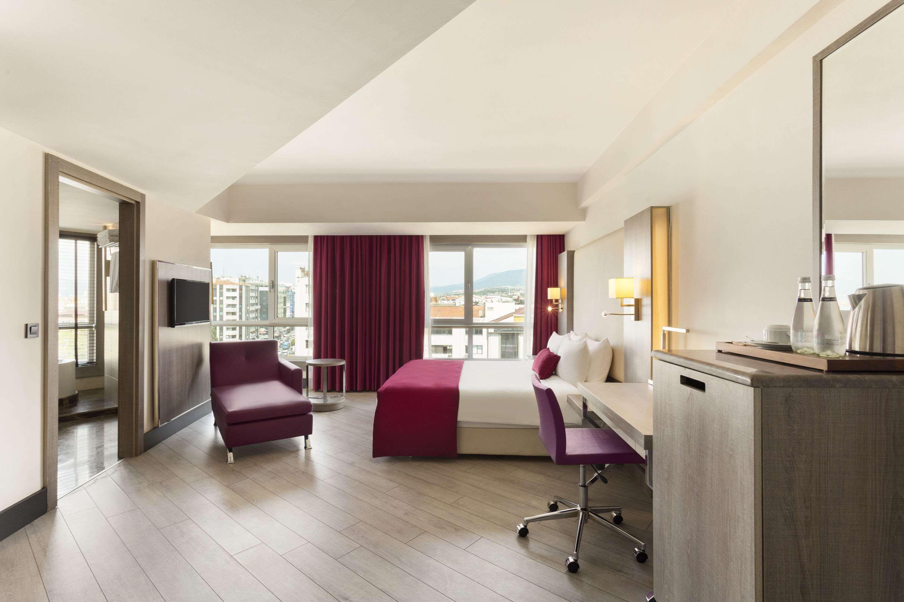 Ramada Plaza By Wyndham Hotel Izmir