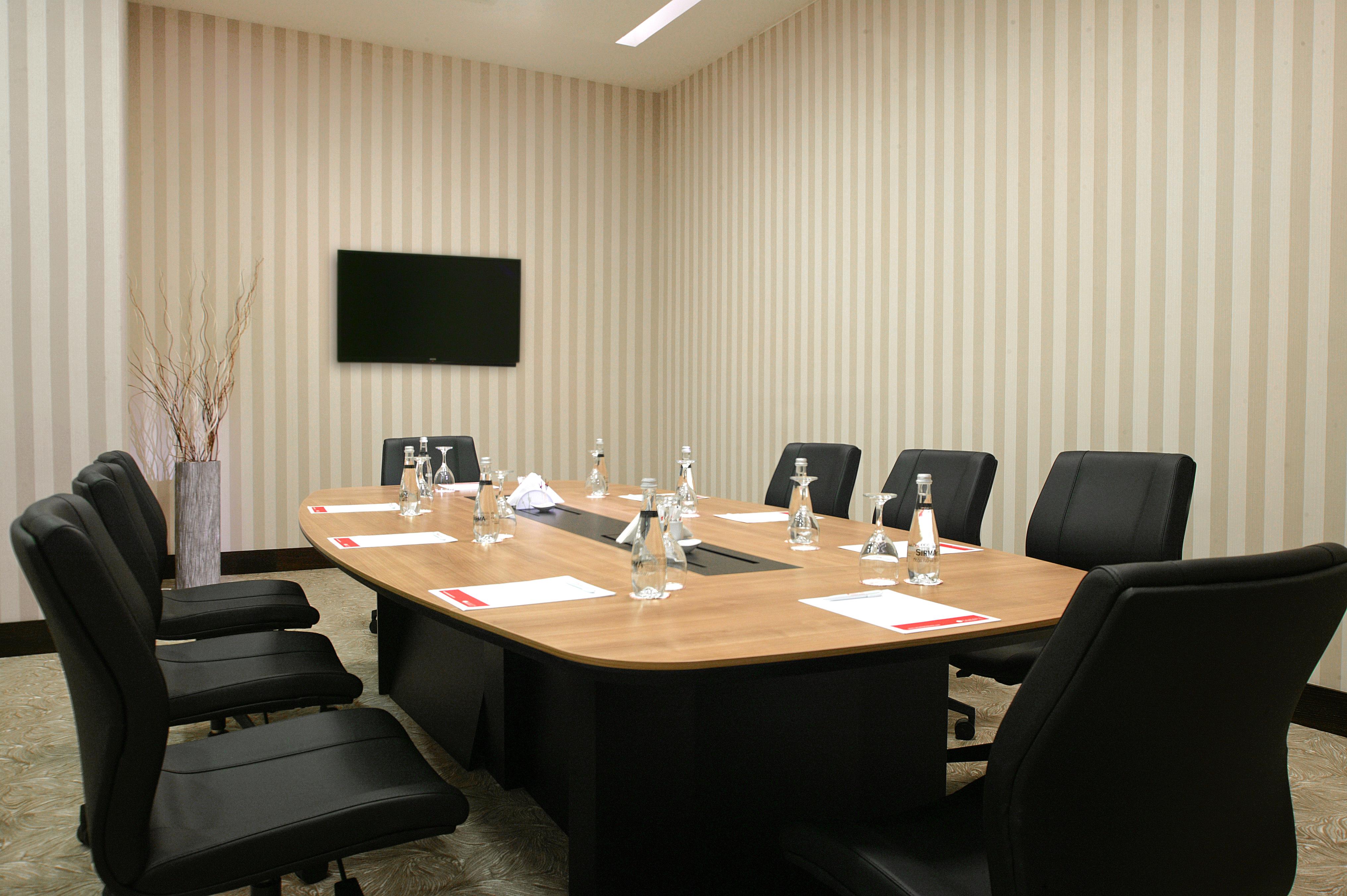 Ramada Plaza By Wyndham