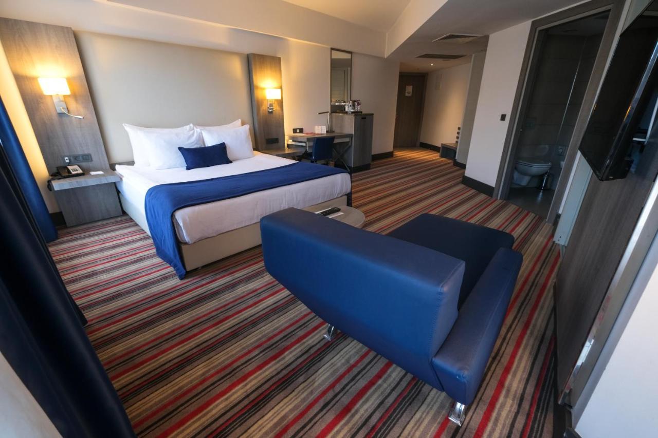 Hotel Ramada Plaza By Wyndham