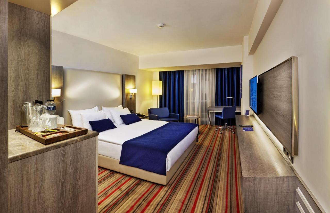 Ramada Plaza By Wyndham 4*